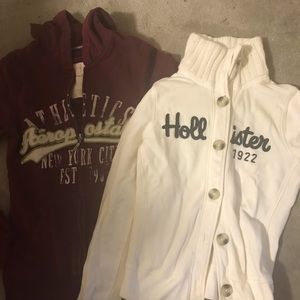 Hollister & Aero sweaters - extra small